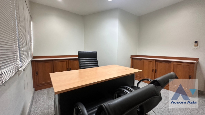 11  Studio Building For Sale in Sukhumvit ,Bangkok BTS Phra khanong AA26619