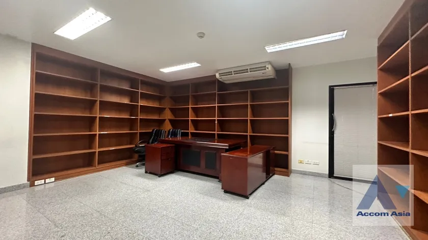 20  Studio Building For Sale in Sukhumvit ,Bangkok BTS Phra khanong AA26619