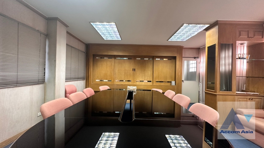 25  Studio Building For Sale in Sukhumvit ,Bangkok BTS Phra khanong AA26619