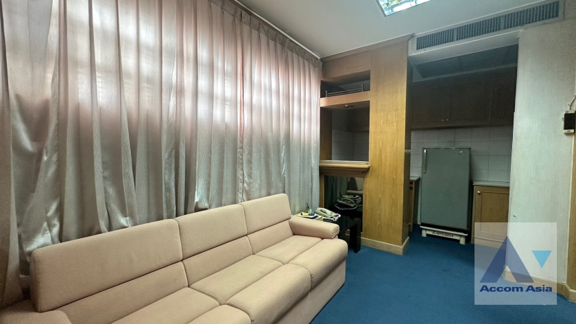 27  Studio Building For Sale in Sukhumvit ,Bangkok BTS Phra khanong AA26619
