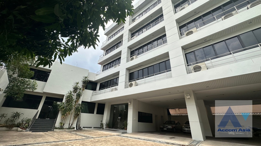 53  Studio Building For Sale in Sukhumvit ,Bangkok BTS Phra khanong AA26619