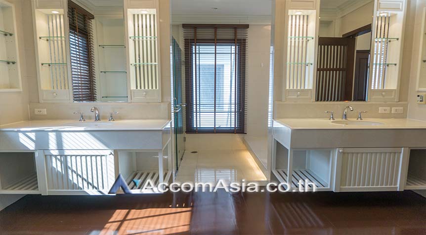 14  4 br House For Rent in Sathorn ,Bangkok BTS Saint Louis - BRT Thanon Chan at Exclusive Resort Style Home  AA26726