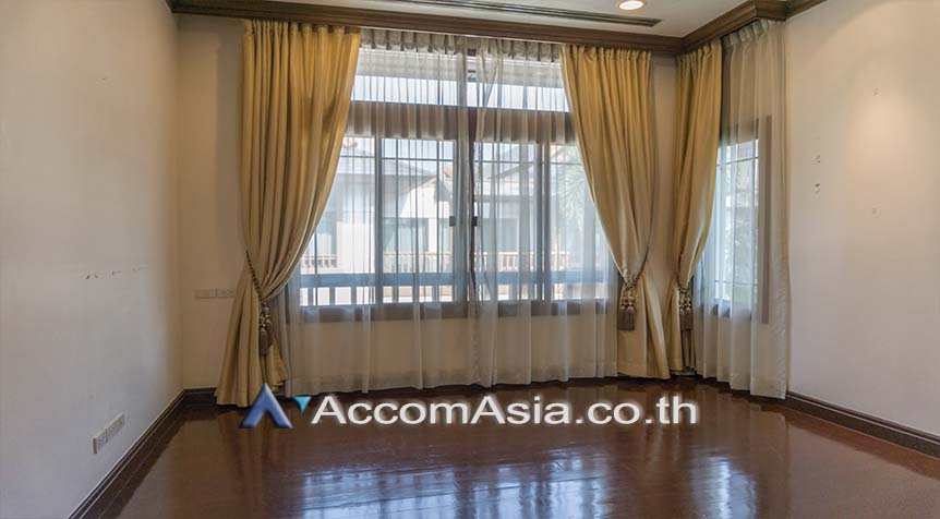10  4 br House For Rent in Sathorn ,Bangkok BTS Saint Louis - BRT Thanon Chan at Exclusive Resort Style Home  AA26726
