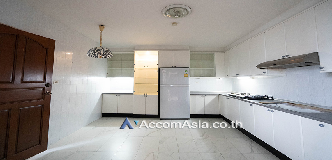 4  3 br Apartment For Rent in Sukhumvit ,Bangkok BTS Phrom Phong at Pet friendly - High rise Apartment in Phrom Phong AA26728