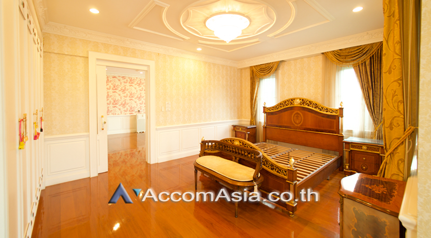 14  4 br House For Sale in Rama 3 ,Bangkok BTS Surasak - BRT Charoenrat at House  in Compound AA26745