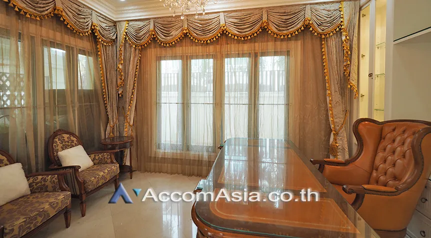  1  4 br House For Sale in Rama 3 ,Bangkok BTS Surasak - BRT Charoenrat at House  in Compound AA26745