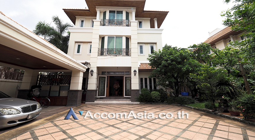 22  4 br House For Sale in Rama 3 ,Bangkok BTS Surasak - BRT Charoenrat at House  in Compound AA26745
