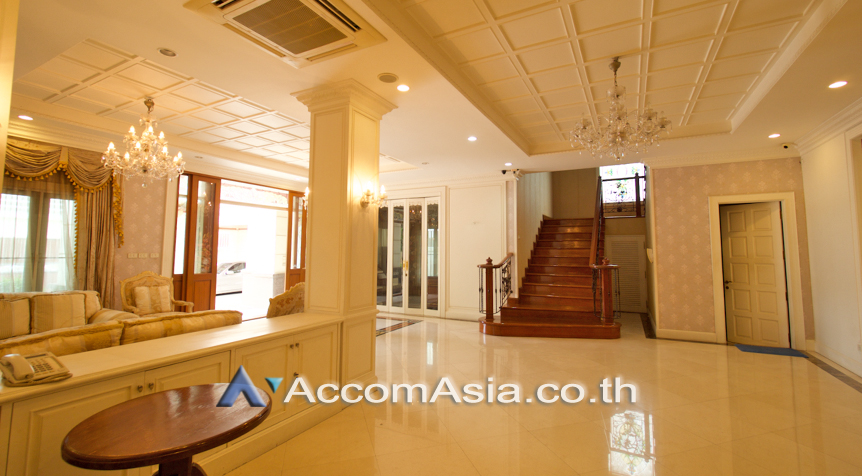 6  4 br House For Sale in Rama 3 ,Bangkok BTS Surasak - BRT Charoenrat at House  in Compound AA26745