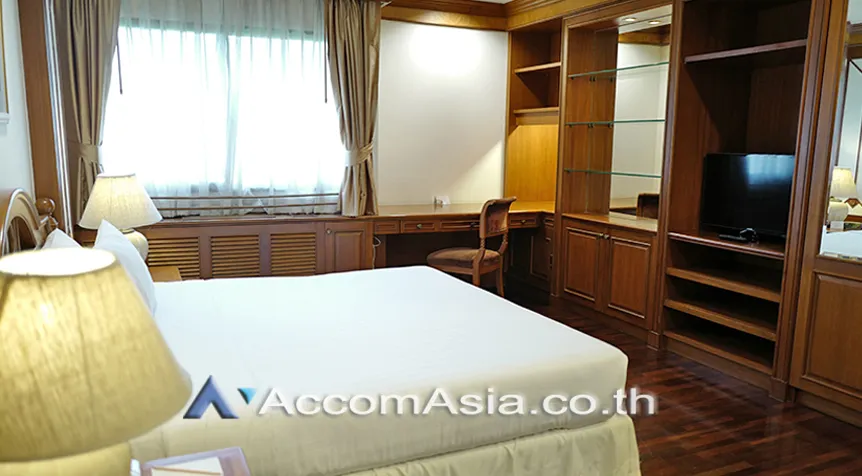 unit 1 Bedroom  Apartment For Rent in Ploenchit, Bangkok  near BTS Ploenchit (AA26759)