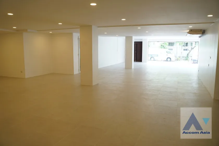 5  7 br House For Rent in Pattanakarn ,Bangkok  AA26801