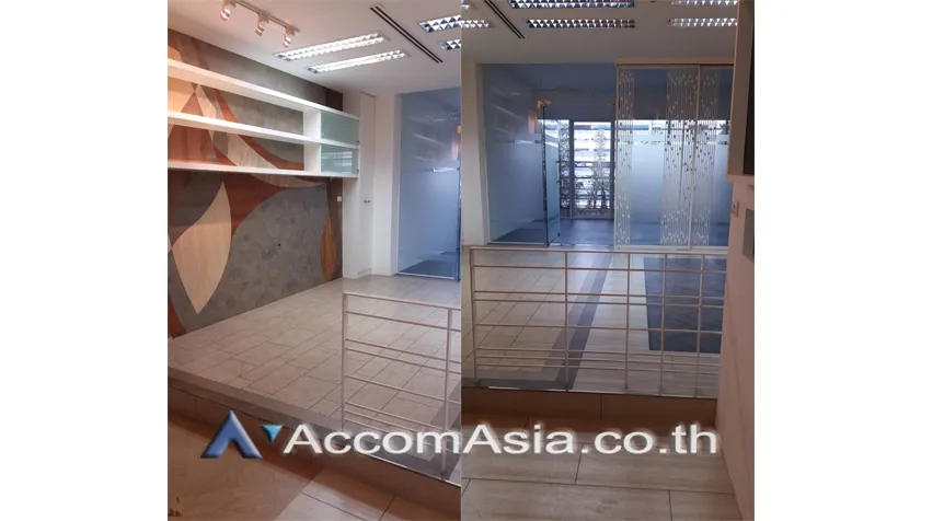 unit Retail / showroom For Rent in Sukhumvit, Bangkok  near BTS Ekkamai (AA26817)