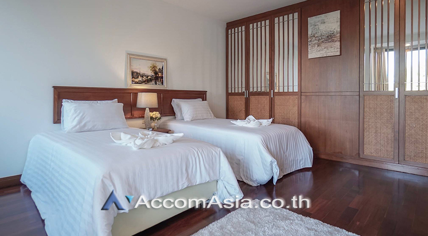  1  2 br Apartment for rent and sale in Sathorn ,Bangkok BRT Thanon Chan at Spacious Residence Situated on Chan Road AA26845