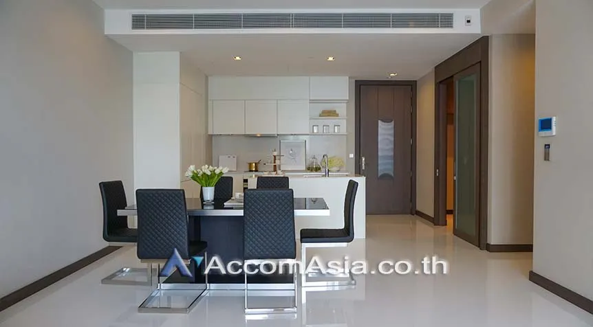 unit 3 Bedrooms  Condominium For Rent in Sukhumvit, Bangkok  near BTS Nana (AA26864)