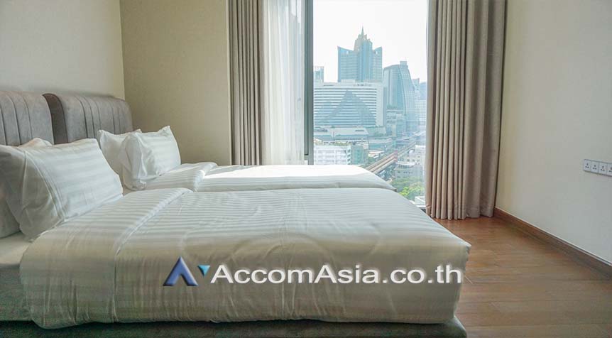 10  3 br Condominium For Rent in Sukhumvit ,Bangkok BTS Nana at Q1 Sukhumvit AA26864