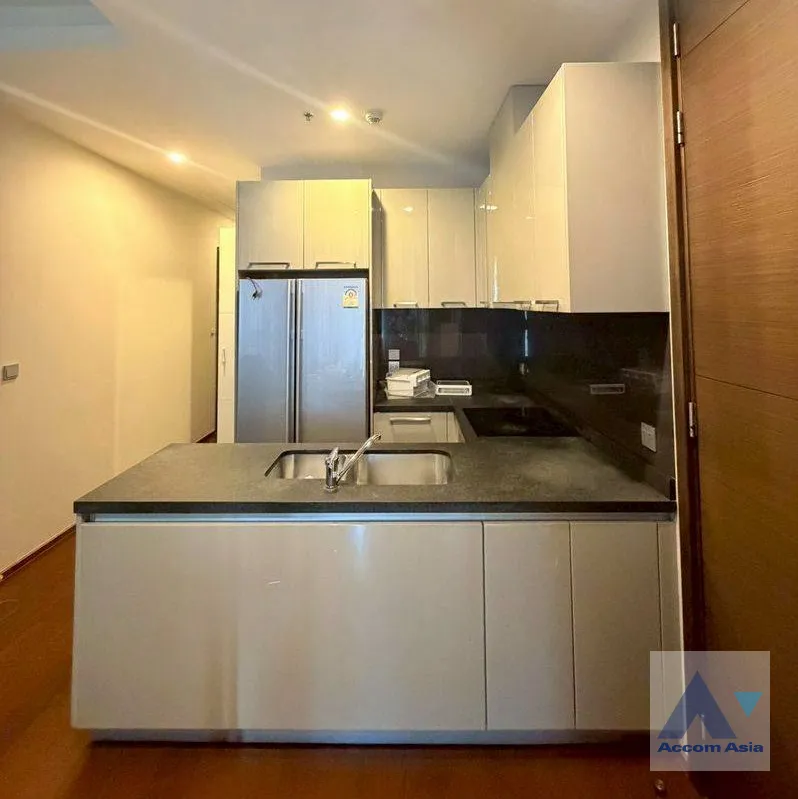 unit 2 Bedrooms  Condominium For Rent in Sukhumvit, Bangkok  near BTS Thong Lo (AA26892)