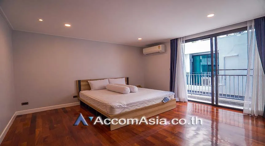 14  6 br House For Rent in Sukhumvit ,Bangkok BTS Phrom Phong AA26926