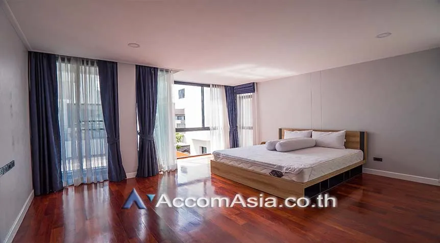 15  6 br House for rent and sale in Sukhumvit ,Bangkok BTS Phrom Phong AA26926