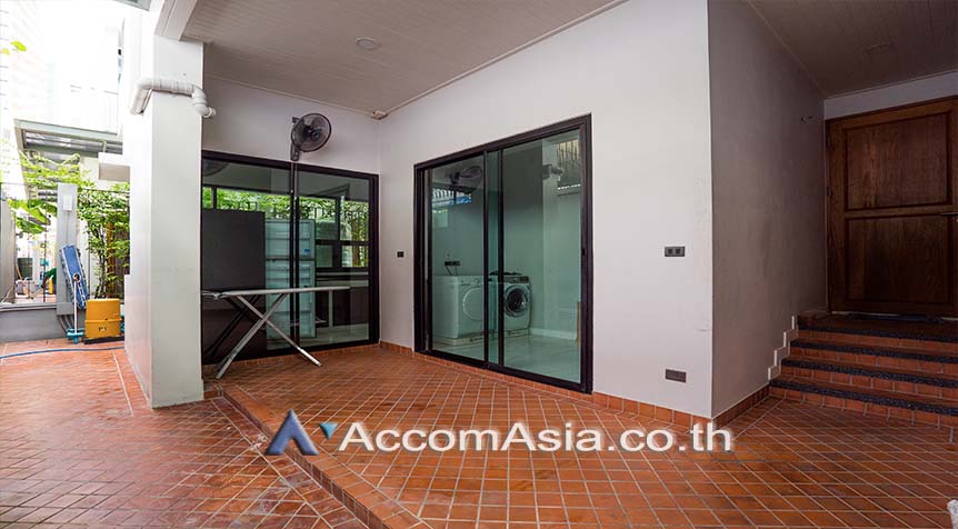 26  6 br House For Rent in Sukhumvit ,Bangkok BTS Phrom Phong AA26926