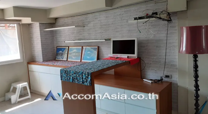  1  3 br Shophouse for rent and sale in Sathorn ,Bangkok  AA26937