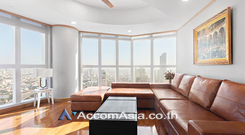  2  2 br Condominium For Rent in Silom ,Bangkok BTS Surasak at Nusa State Tower AA26978