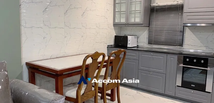 unit 1 Bedroom  Condominium For Sale in Sukhumvit, Bangkok  near BTS Nana (AA26987)
