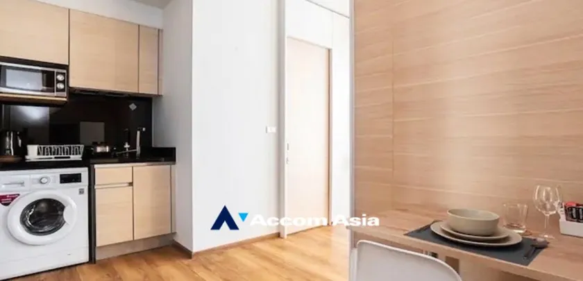 unit 1 Bedroom  Condominium For Sale in Sukhumvit, Bangkok  near BTS Phrom Phong (AA27025)