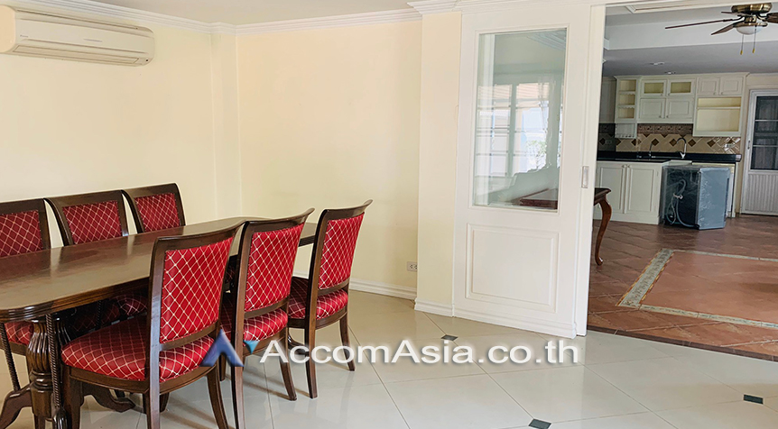  1  4 br Townhouse For Rent in Bang Na ,Bangkok BTS Bearing at Fantasia Villa 2 AA27044