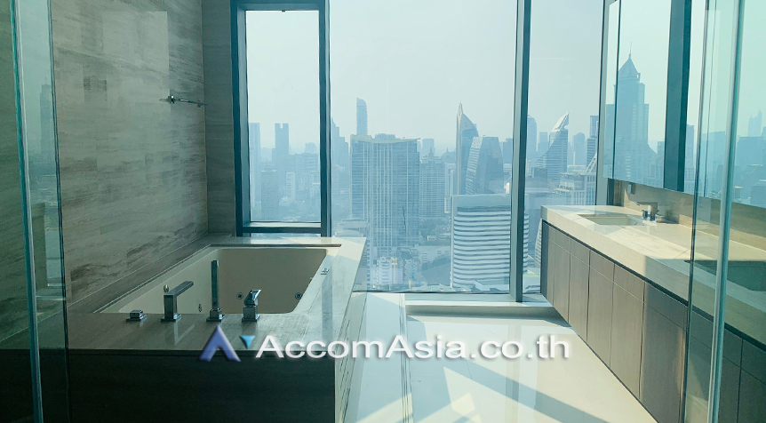 6  4 br Condominium For Sale in Sukhumvit ,Bangkok BTS Nana at Q1 Sukhumvit AA27065