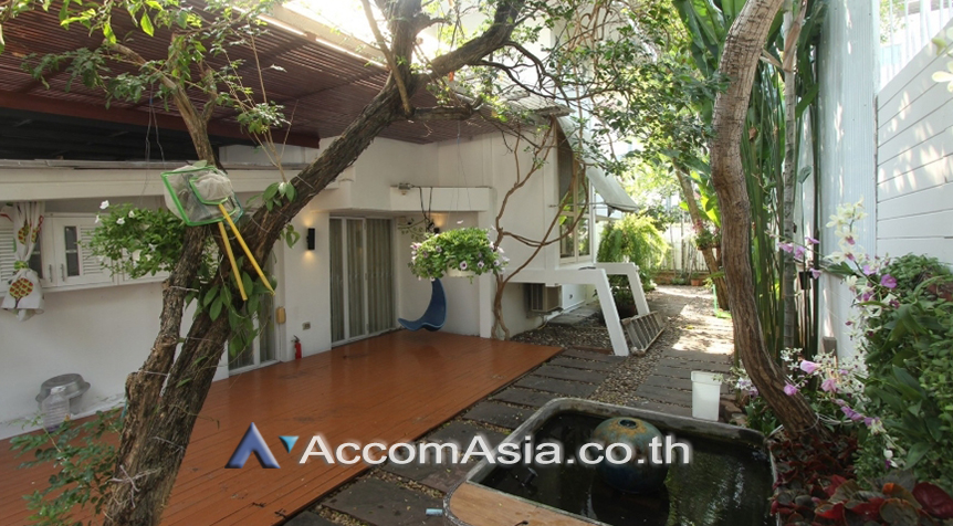  1  2 br House For Rent in Sathorn ,Bangkok BTS Chong Nonsi AA27071