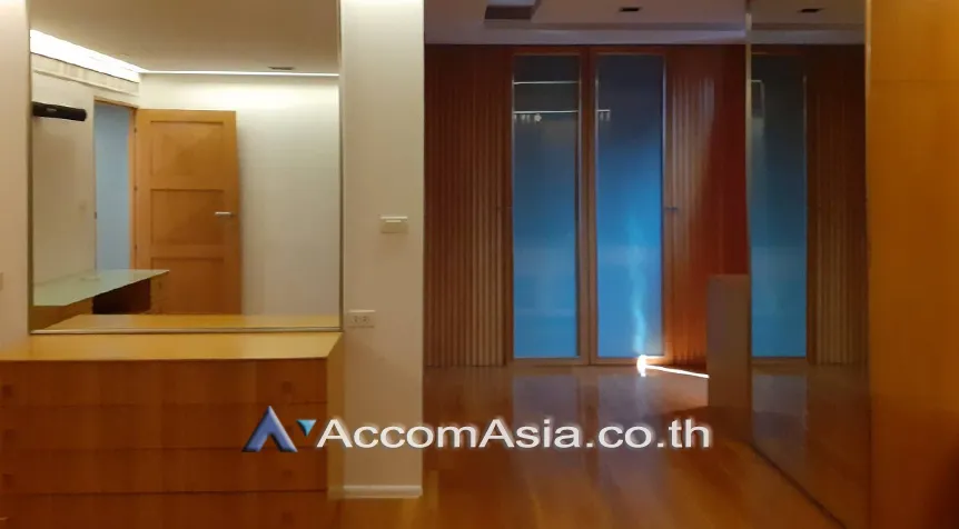  1  2 br Condominium For Rent in Ploenchit ,Bangkok BTS Chitlom at Somkid Gardens AA27077
