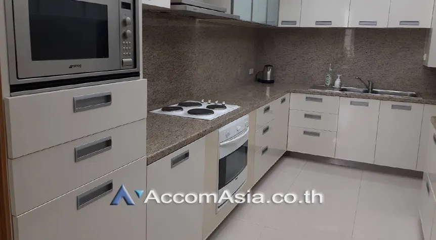 7  2 br Condominium For Rent in Ploenchit ,Bangkok BTS Chitlom at Somkid Gardens AA27077