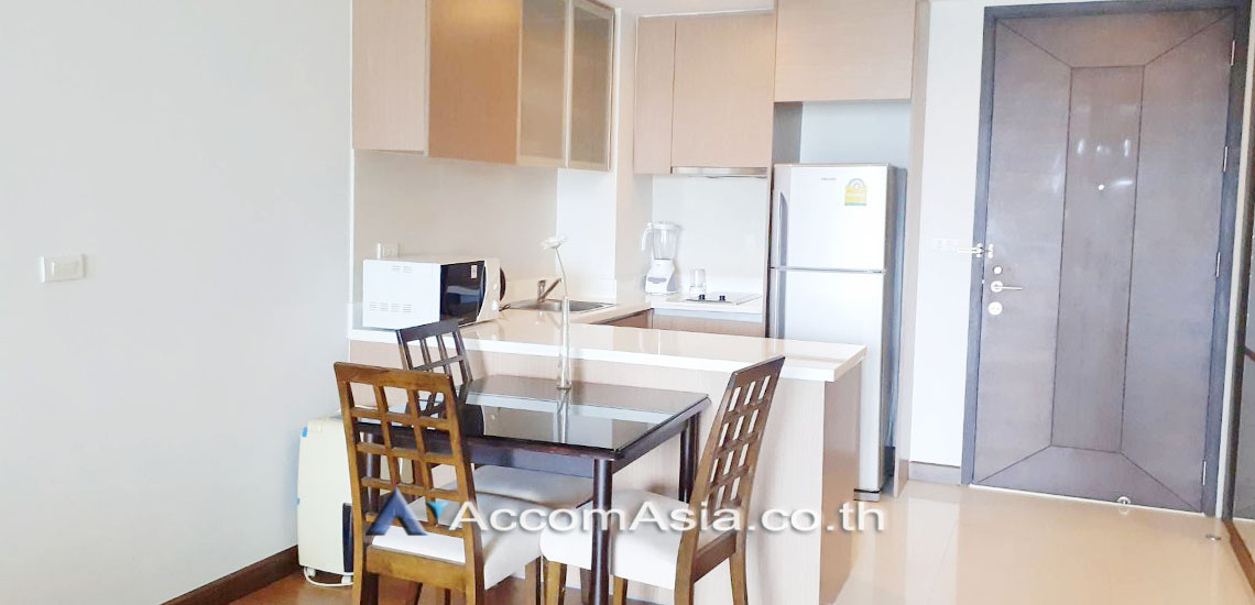 4  1 br Condominium For Rent in Ploenchit ,Bangkok BTS Ratchadamri at Baan Somthavil Ratchadamri AA27083