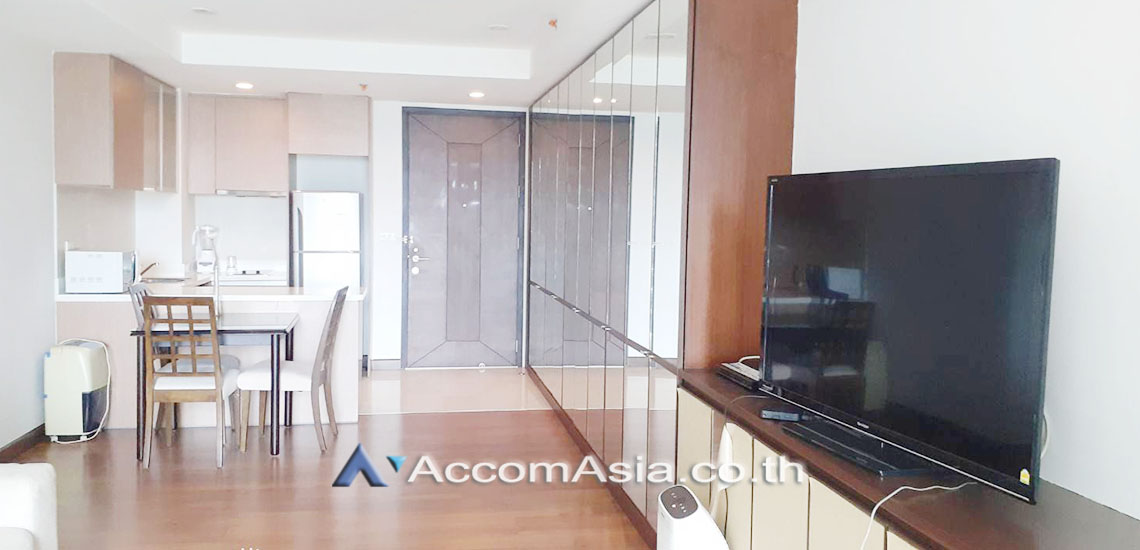 6  1 br Condominium For Rent in Ploenchit ,Bangkok BTS Ratchadamri at Baan Somthavil Ratchadamri AA27083