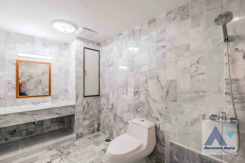 17  3 br Condominium For Rent in Sukhumvit ,Bangkok BTS Phrom Phong at D.S. Tower 1 AA27103