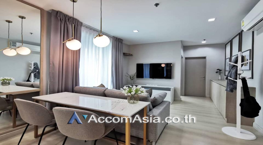 unit 2 Bedrooms  Condominium For Rent in Sukhumvit, Bangkok  near BTS On Nut (AA27106)