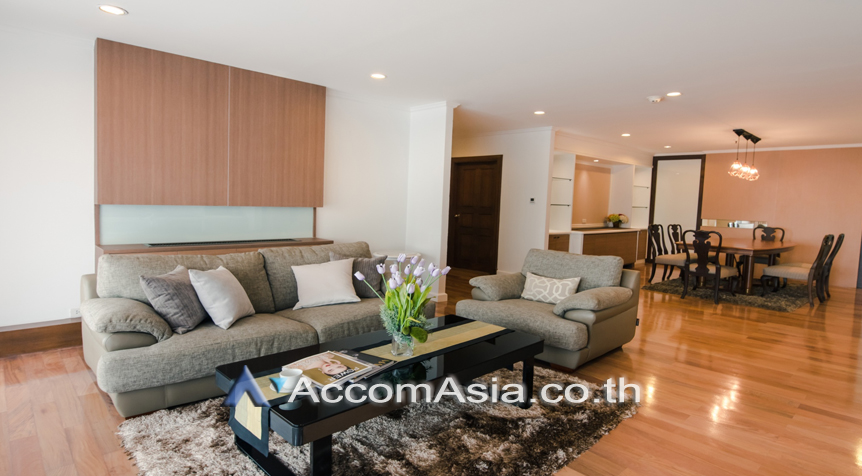  1  3 br Apartment For Rent in Sukhumvit ,Bangkok MRT Sukhumvit - BTS Asok at Warm Family Atmosphere AA27136
