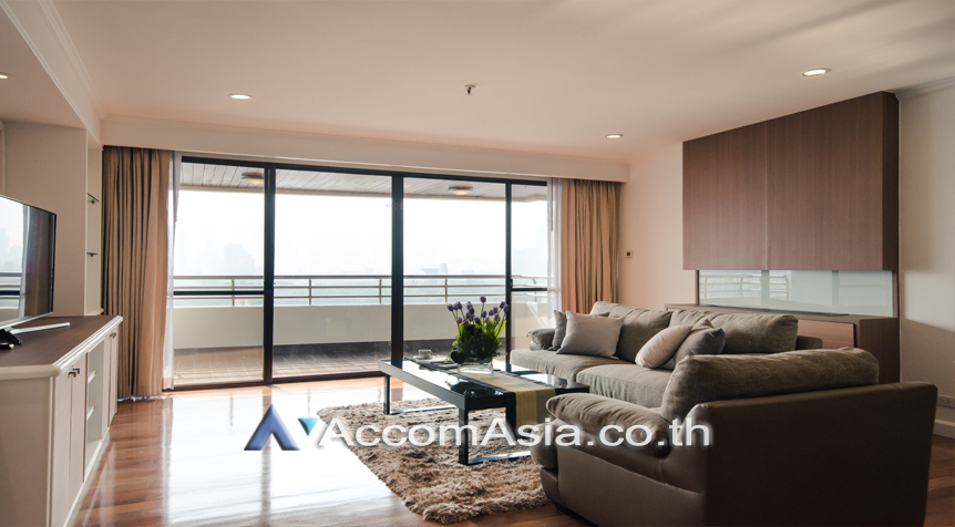  1  3 br Apartment For Rent in Sukhumvit ,Bangkok MRT Sukhumvit - BTS Asok at Warm Family Atmosphere AA27136