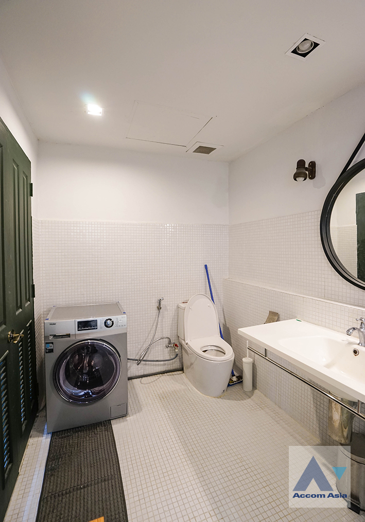 10  2 br Condominium for rent and sale in Charoen Nakhon ,Bangkok BTS Krung Thon Buri at Baan Sathorn Chaophraya AA27137