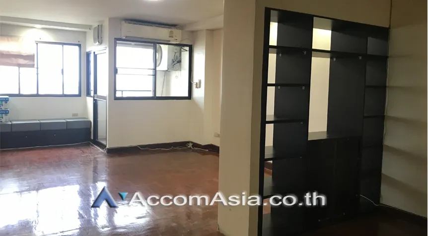  1  1 br Condominium For Sale in Sukhumvit ,Bangkok BTS Phra khanong at The Winning Tower AA27150