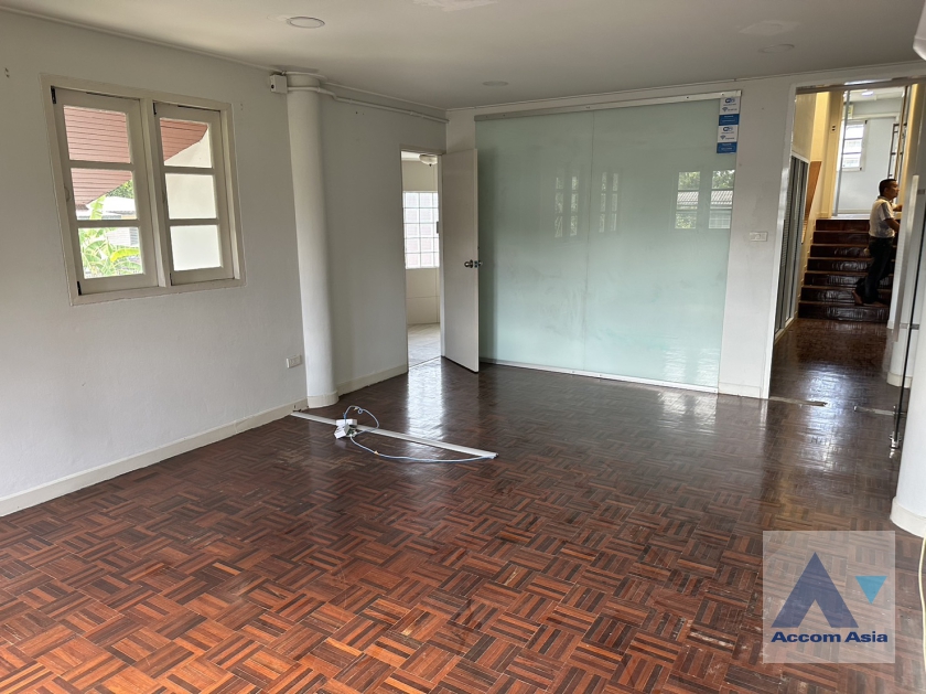 9  4 br House for rent and sale in Sukhumvit ,Bangkok BTS Punnawithi AA27152