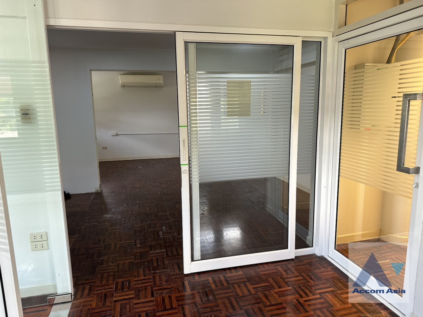 15  4 br House for rent and sale in Sukhumvit ,Bangkok BTS Punnawithi AA27152