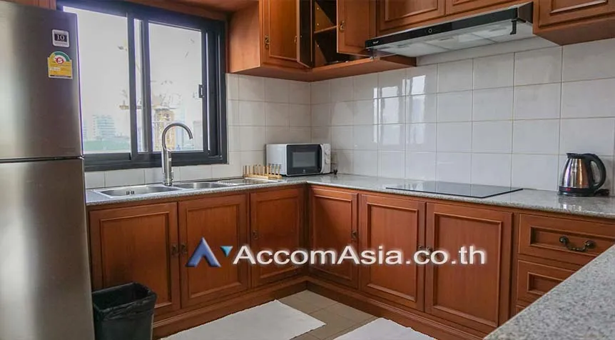unit 4 Bedrooms  Apartment For Rent in Sukhumvit, Bangkok  near BTS Thong Lo (AA27192)