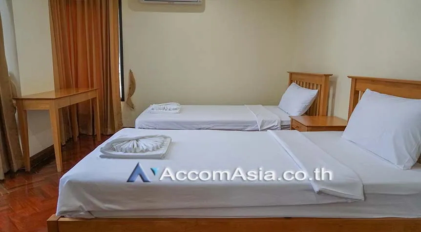 unit 4 Bedrooms  Apartment For Rent in Sukhumvit, Bangkok  near BTS Thong Lo (AA27192)