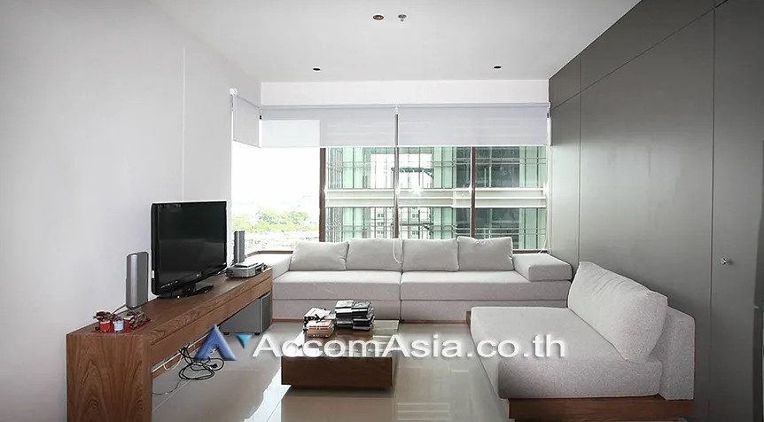 unit 1 Bedroom  Condominium For Rent & Sale in Sukhumvit, Bangkok  near BTS Phrom Phong (AA27224)