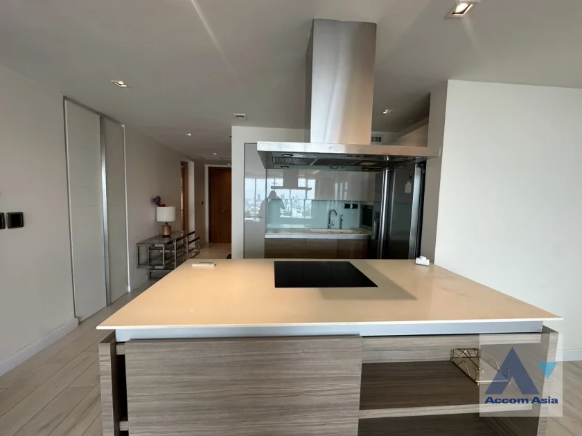 15  2 br Condominium For Rent in Phaholyothin ,Bangkok BTS Ari at Le Monaco Residence AA27229