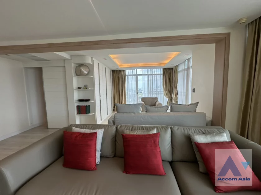 8  2 br Condominium For Rent in Phaholyothin ,Bangkok BTS Ari at Le Monaco Residence AA27229