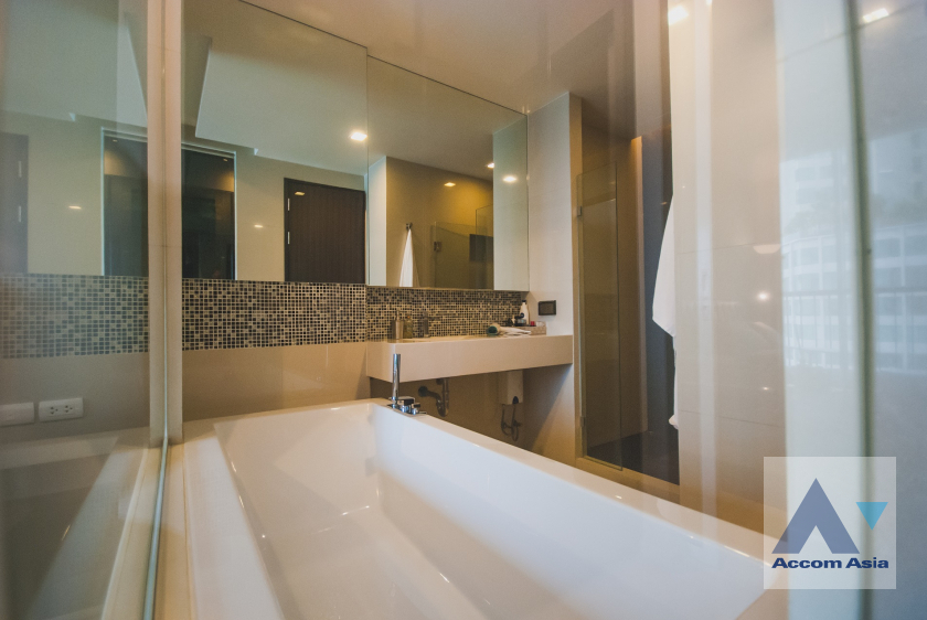 7  1 br Condominium for rent and sale in Sukhumvit ,Bangkok BTS Phra khanong at Rhythm Sukhumvit 44/1   AA27238