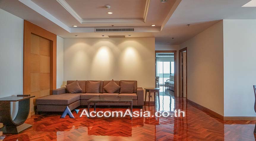  2  3 br Apartment For Rent in Sukhumvit ,Bangkok BTS Nana at Fully Furnished Apartment, Only 2 mins walk to BTS AA27244