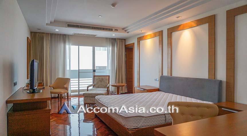 10  3 br Apartment For Rent in Sukhumvit ,Bangkok BTS Nana at Fully Furnished Apartment, Only 2 mins walk to BTS AA27244