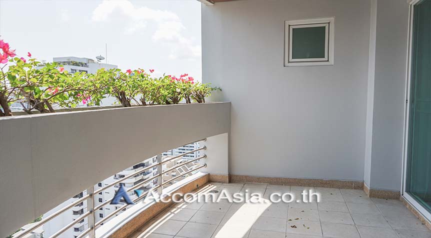 10  3 br Apartment For Rent in Sukhumvit ,Bangkok BTS Nana at Fully Furnished Apartment, Only 2 mins walk to BTS AA27247